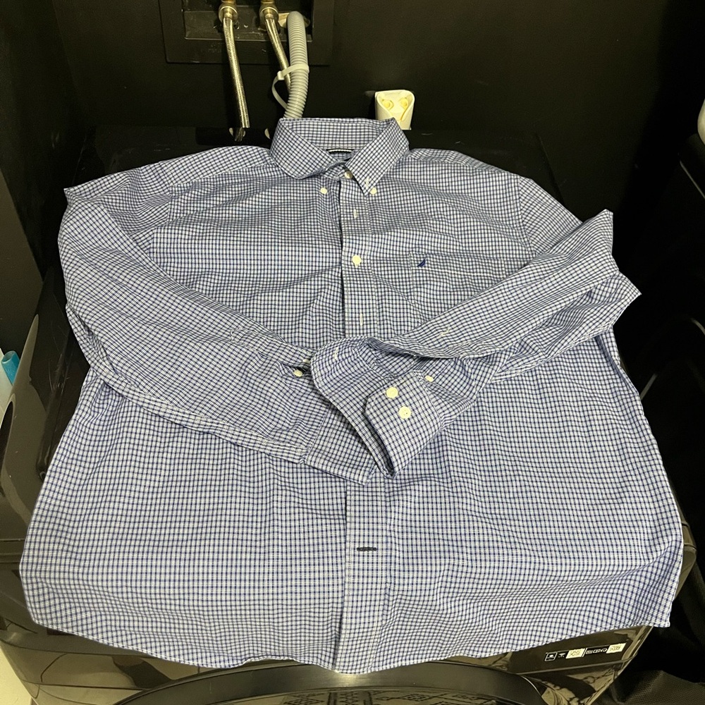 Men’s dress shirt
